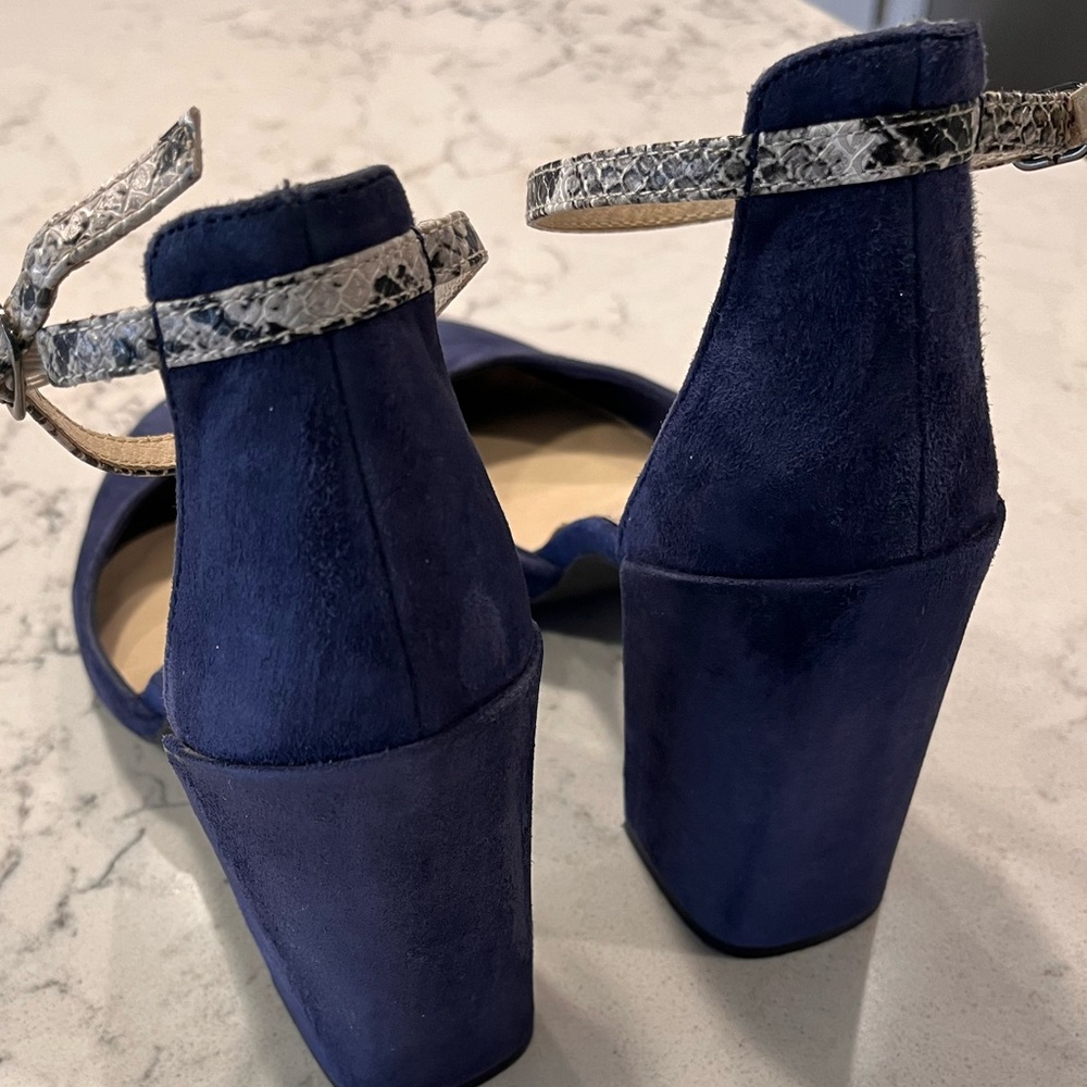 Seychelles Gaggle Ankle Strap Pump - Picture 4 of 5